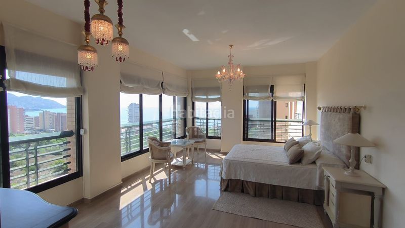 Foto af93a76f-d4e9-4139-99b9-2c12ce585cb7. Apartament amb calefacció aparcament piscina a Playa Poniente Benidorm