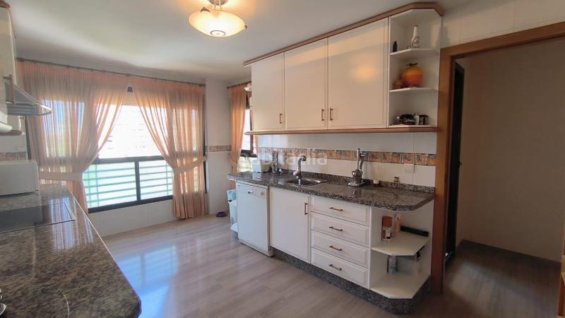 Foto b8ba815c-0121-4aae-820e-d44d919eddc8. Appartement avec chauffage piscine dans Playa Poniente Benidorm