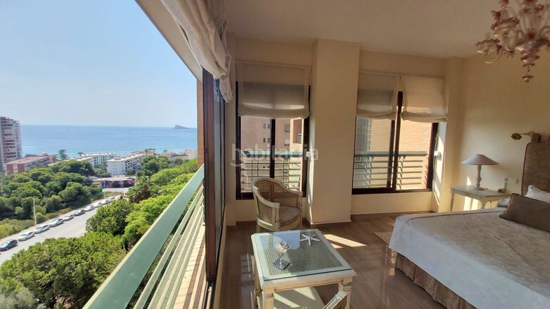 Foto f4805368-00a5-4c96-85e3-f05fd35405f1. Apartament amb calefacció aparcament piscina a Playa Poniente Benidorm