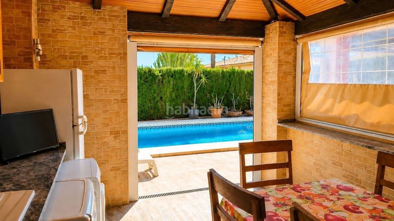 Foto af2b2813-7805-4a85-9f40-6c6c18c62e22. Casa con riscaldamento piscina in Urbanizaciones Benidorm