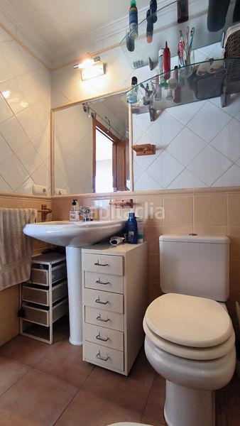Foto 310259f8-6235-4c10-997f-79f2d0c83e8e. Casa amb calefacció a Coloma Nucia (la)