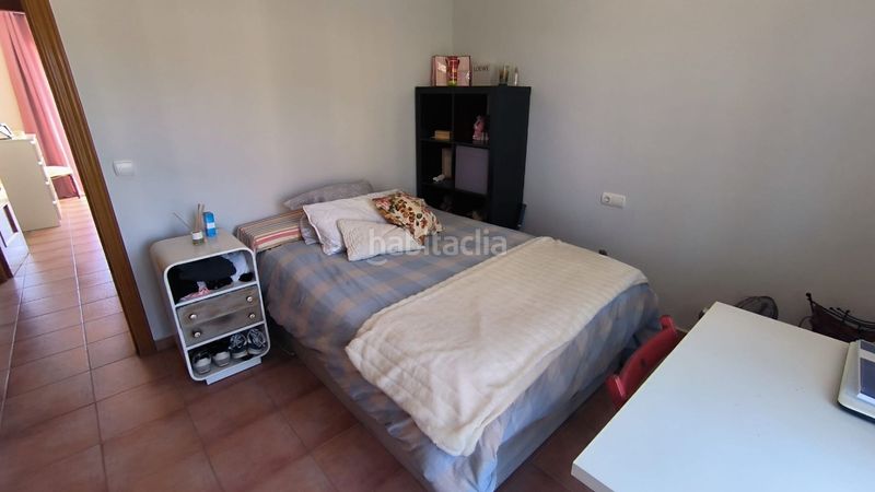 Foto 715f8cf6-fe5d-4900-8f81-919d892b7b29. Casa amb calefacció a Coloma Nucia (la)