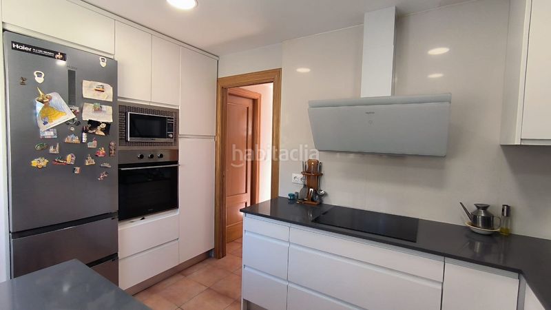 Foto ddca01f2-7e70-4355-ada8-7538d1e804ba. Casa amb calefacció a Coloma Nucia (la)