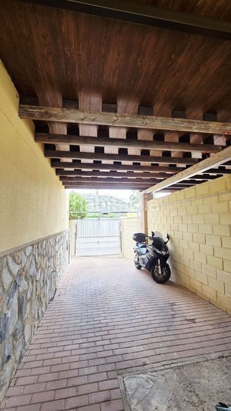 Foto fbdbfa18-d2dd-49c7-b556-f9b9780ad94c. Casa elegante chalet en San Rafael - Nucia Park Nucia (la)