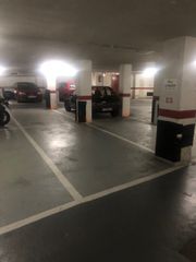 Location Parking voiture dans Carrer clot, 158. Parquing clot/meridiana/arago