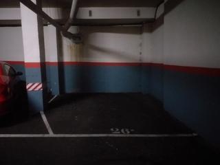Parking coche en Carrer de l'Ancianitat 77