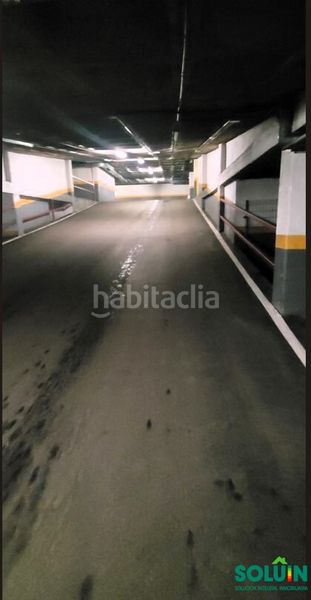 Foto f2eb6718-aa30-4ec0-b084-e6431c2994c0. Parking coche en Aluche Madrid