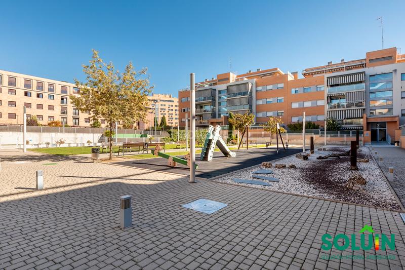 Foto 418364d4-d2d8-4e3e-a65e-7cfea70e0525. Appartamento con riscaldamento parcheggio piscina in Parla