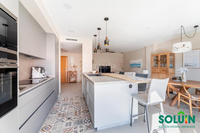 Foto b6663dbc-b861-45fc-9c72-a628a39b46a4. Appartamento con riscaldamento parcheggio piscina in Parla