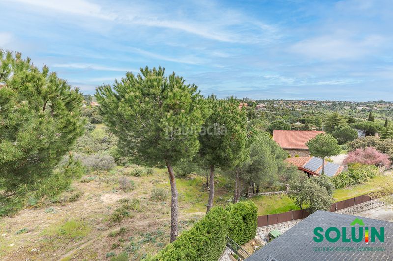 Foto 12a7d32b-0a26-46cd-aece-dcadc221c7d1. Casa amb xemeneia calefacció aparcament piscina a Torrelodones