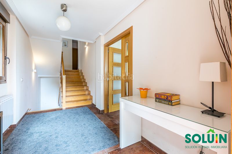 Foto 1338ce0f-c5ae-4d13-acca-6f865e6710d9. Casa amb xemeneia calefacció aparcament piscina a Torrelodones