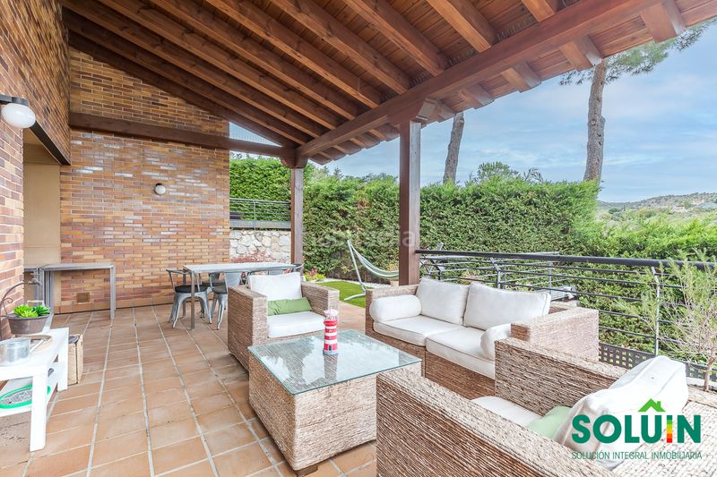 Foto 2d892513-1e1c-4d33-9238-e68ad09f4425. Casa amb xemeneia calefacció aparcament piscina a Torrelodones