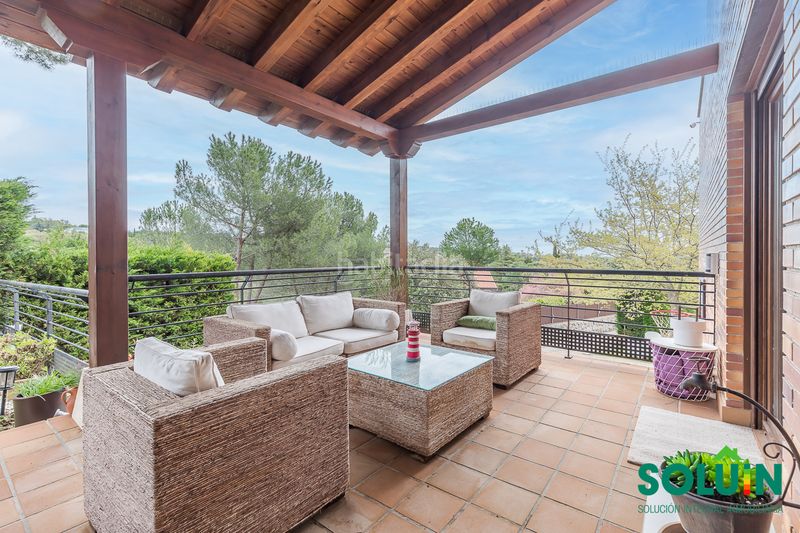 Foto 4ee20d13-4a9b-46b6-b2ff-edc65fceca99. Casa amb xemeneia calefacció aparcament piscina a Torrelodones