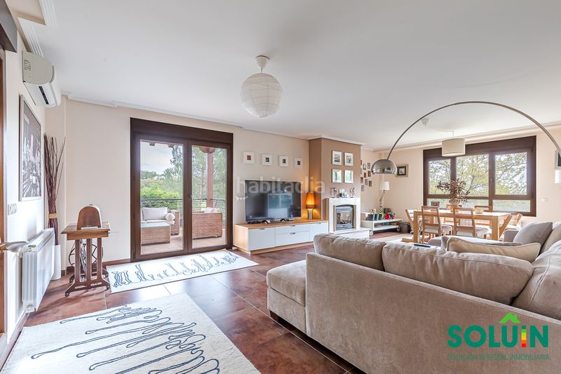 Foto 58a51b54-b852-4e34-a74e-94a33b04b4b8. Casa amb xemeneia calefacció aparcament piscina a Torrelodones