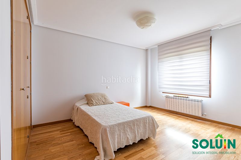Foto c2b145de-f639-4095-bcb3-b49238d155db. Haus mit kamin heizung parking pool in Salud y Alegría - El Lago Torrelodones