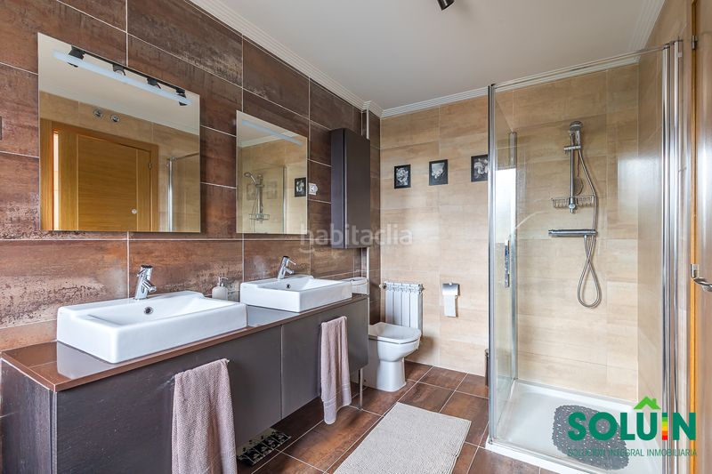 Foto 7d462a81-a56f-45c8-be7c-a3f3a6855c05. Maison avec cheminée chauffage parking piscine dans Torrelodones