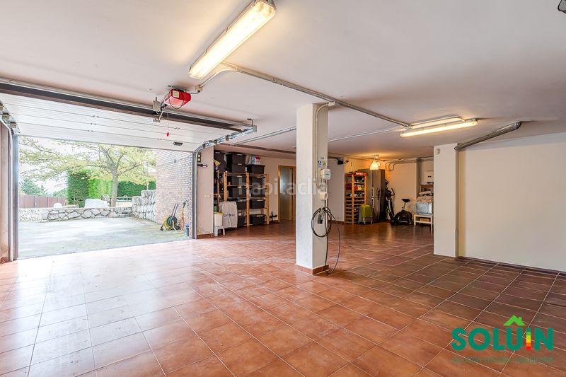 Foto 87fea9b8-f7fe-4862-af7e-5b88bdfef2ad. Maison avec cheminée chauffage parking piscine dans Torrelodones