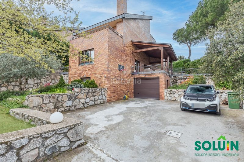 Foto c40e8689-d8ab-4058-bd95-1934366aa88c. Maison avec cheminée chauffage parking piscine dans Torrelodones