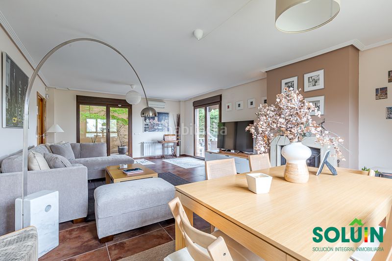 Foto caf19414-a638-41ae-931f-b3d66fdabfdb. Maison avec cheminée chauffage parking piscine dans Torrelodones