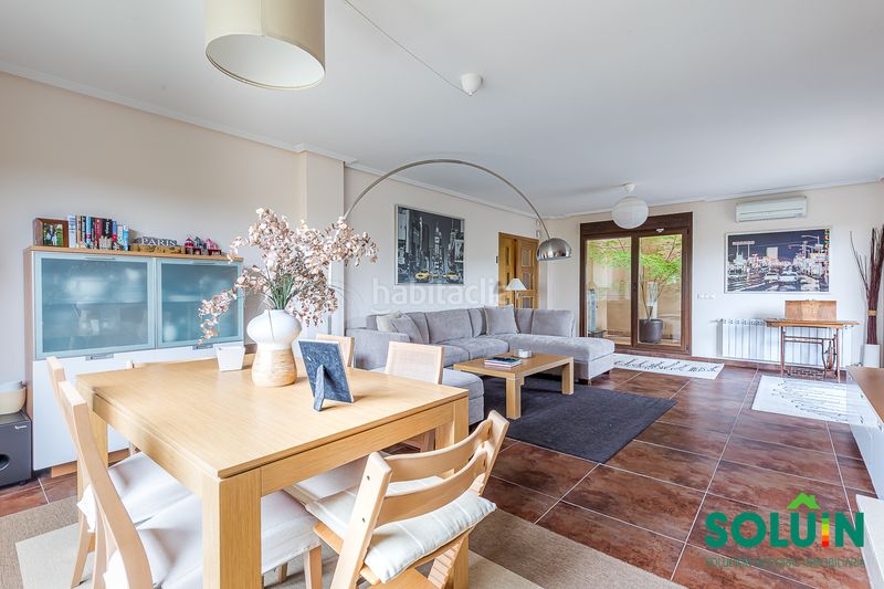 Foto fe880726-cc1a-4cd8-904e-8a18bf1a043e. Maison avec cheminée chauffage parking piscine dans Torrelodones