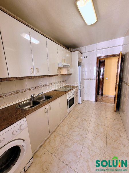 Foto 15bb9dcd-cd03-432b-8ddf-82e0985540d5. Flat with heating in Centro Fuenlabrada