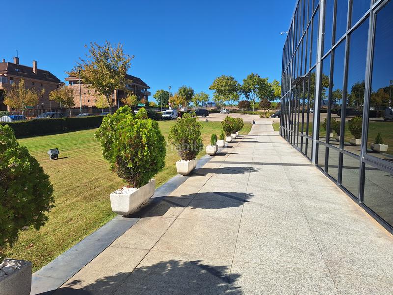 Foto 2b3c9d33-8b15-42d6-b7dc-7a2500d96dd7. Posto auto in calle de joaquín turina 2 in Norte Pozuelo de Alarcón