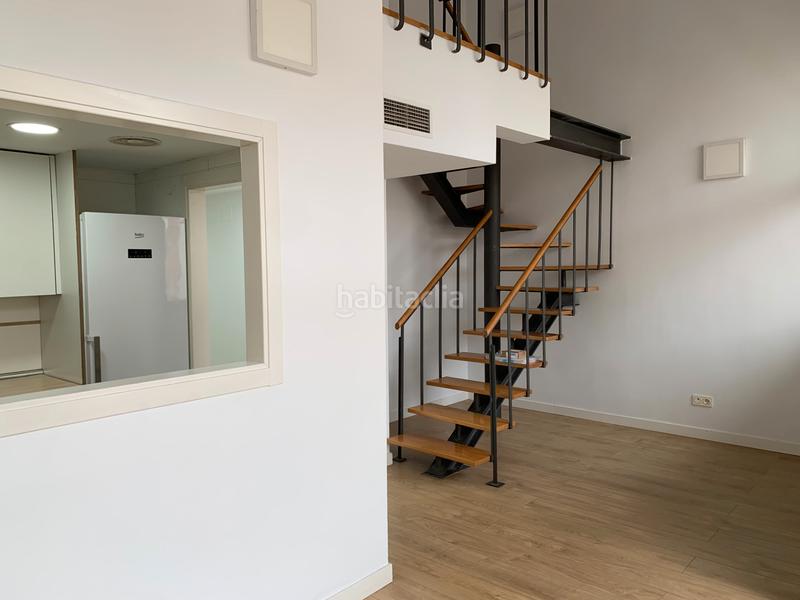 Foto f789abdd-80f7-44b4-b36a-caeceb273f96. Rent duplex with heating in Centro Alcobendas