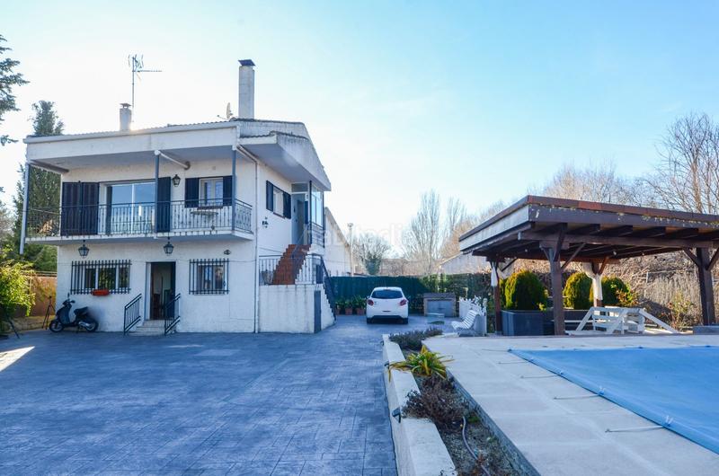 Foto 476cced9-5d82-49c4-a5af-b5dc122d4b72. Casa amb calefacció piscina a Quijorna