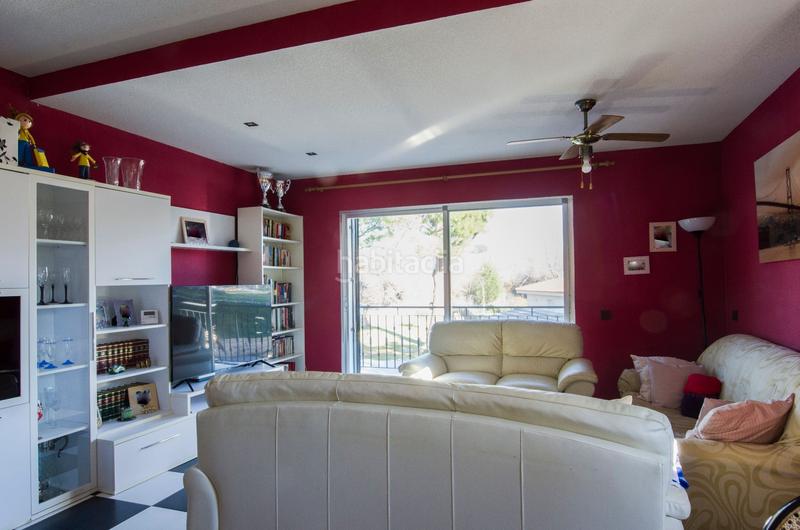 Foto 5d4684fc-bc75-4555-bb97-671c52e7730f. Casa amb calefacció piscina a Quijorna