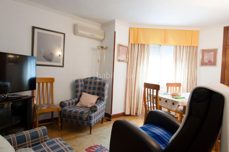 Foto 1ae06db0-6c96-41a3-a828-7272c36f36be. Etagenwohnung mit heizung in Moscardó Madrid