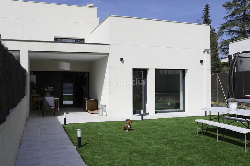 Foto 32087fa6-cdaf-4a22-86bd-b774fa193bf5. Casa adossada amb calefacció piscina a Quijorna