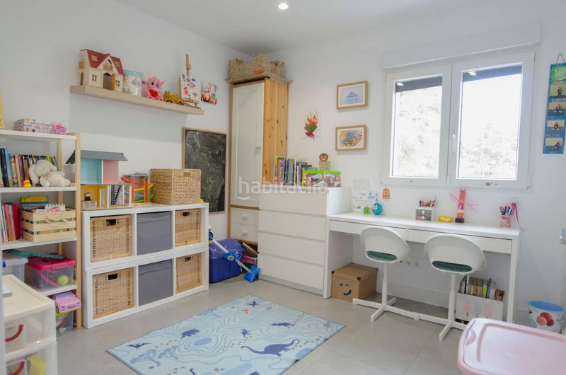 Foto 352b68d0-79a9-4f0e-a6df-e97aeefd900a. Casa adossada amb calefacció piscina a Quijorna