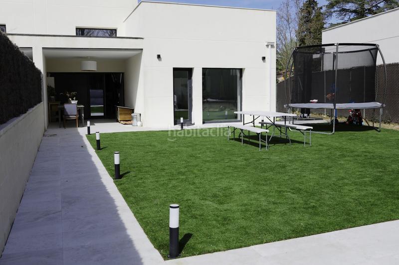 Foto 36f3f370-c5c5-46d1-b104-c2827eea61d3. Casa adossada amb calefacció piscina a Quijorna