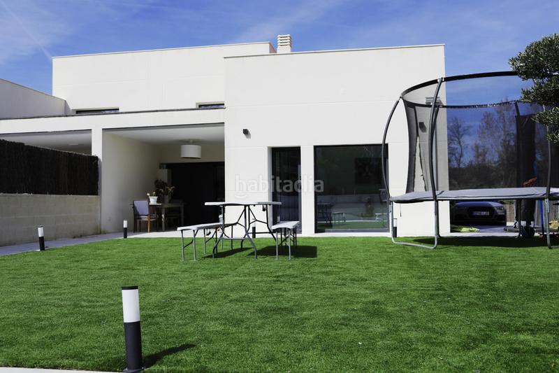 Foto 50e762a1-1c18-4f54-9716-667fa98be1e7. Casa adossada amb calefacció piscina a Quijorna