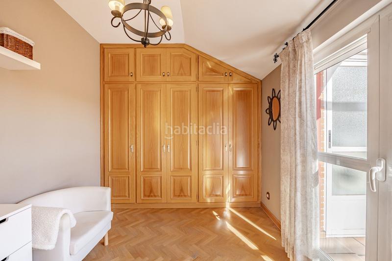 Foto 04d8eab8-b0e1-48a1-8348-7fb4adb06b86. Dúplex amb calefacció a Centro Getafe