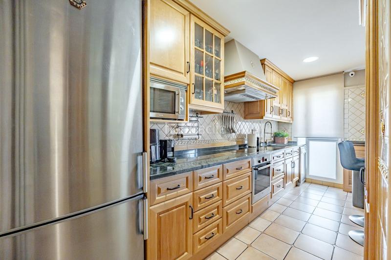 Foto 36f342b5-f600-470c-bb20-f8d34af775cc. Dúplex amb calefacció a Centro Getafe