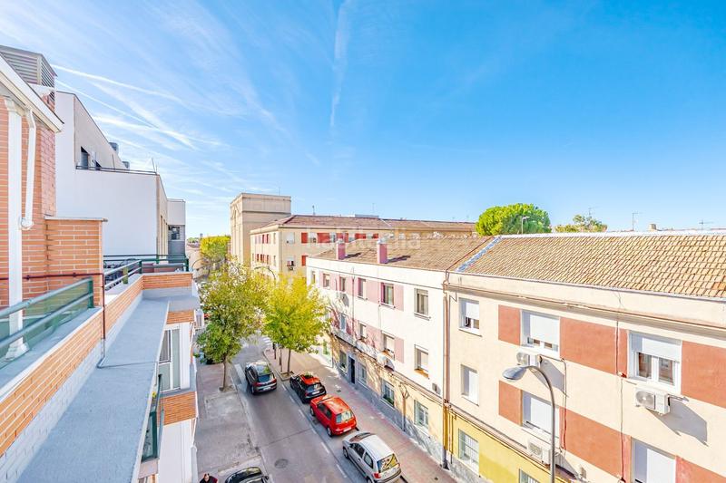 Foto 7f6d271c-0607-428e-9b5d-d24d0f9b374a. Dúplex amb calefacció a Centro Getafe