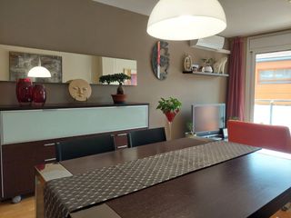 Piso  Carrer de sant ramon. Magnífico piso en manresa de 112m2 construidos y 88 útiles