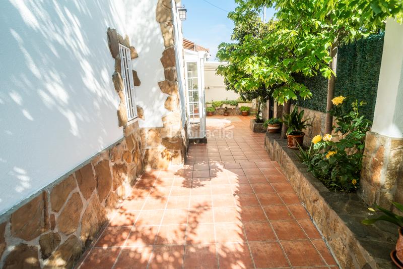 Foto a981556a-1fe1-4d19-b9d2-4b0053296066. Chalet mit heizung parking pool in San Martín de la Vega