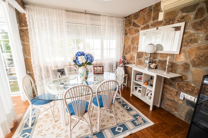 Foto ec49e69e-b2ea-4688-892a-7dde82738517. Chalet mit heizung parking pool in San Martín de la Vega