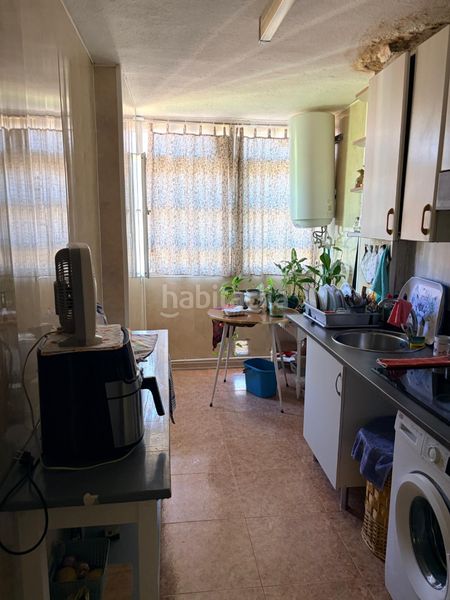 Foto c8b84424-3846-4583-bd03-ae429617af09. Pis amb calefacció a Reyes Parla