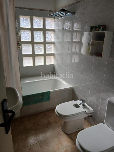 Foto c31895bd-c535-469a-9c86-c06deb0a4647. Xalet amb xemeneia calefacció a Marugán