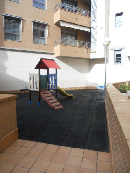 Foto 6d1f8483-da8f-4c28-bef4-6d1d913c8bbd. Pis amb aparcament piscina a Puerta Bonita Madrid