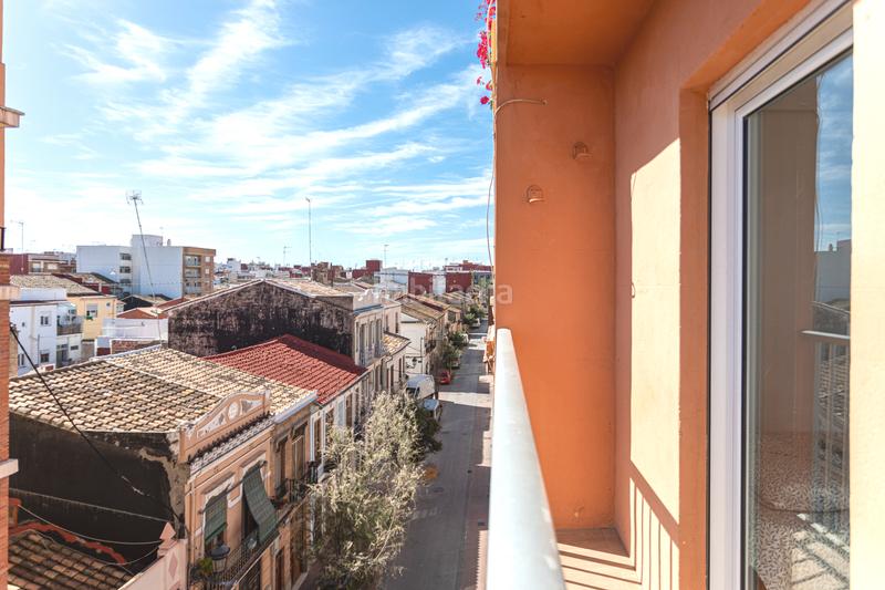 Foto 8d34d038-2635-48e3-abac-ff5932dc1621. Miete etagenwohnung in El Cabanyal-El Canyamelar Valencia