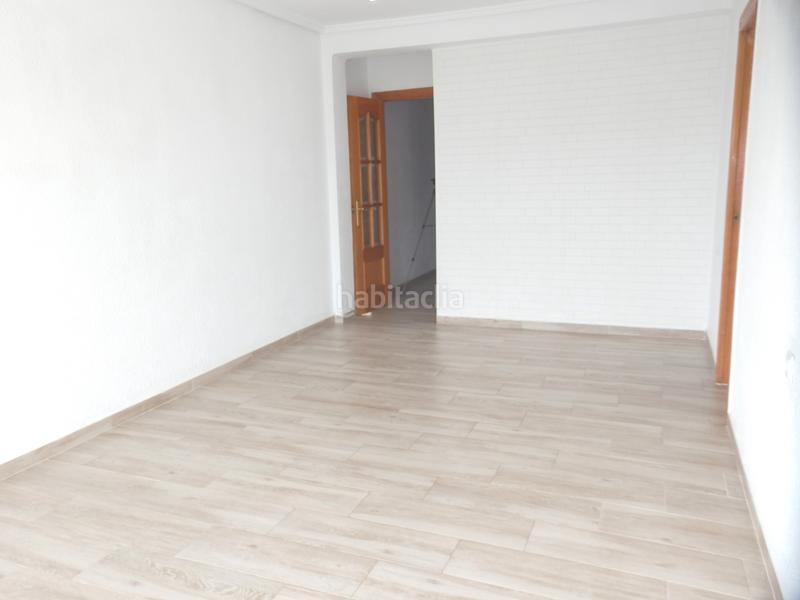 Foto 559aacf0-5ffa-4fec-a978-9483d975670a. Appartamento in Avenida de la Paz Xirivella