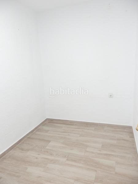 Foto 775dd7ac-fee4-4081-acc5-7891b1ddd778. Appartamento in Avenida de la Paz Xirivella
