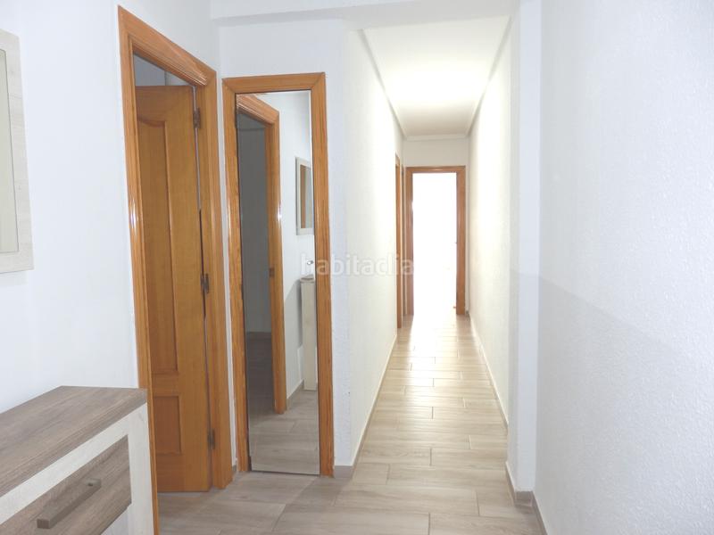 Foto 870707ad-dc0f-426c-b79c-1c0df95cd25b. Appartamento in Avenida de la Paz Xirivella