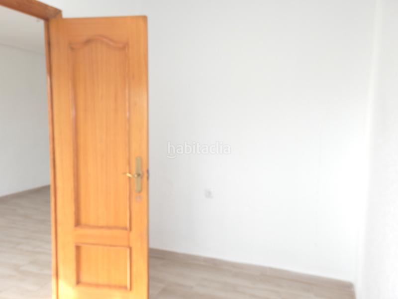 Foto a3263f7f-7e18-48e5-9e20-32350ac729dd. Appartamento in Avenida de la Paz Xirivella