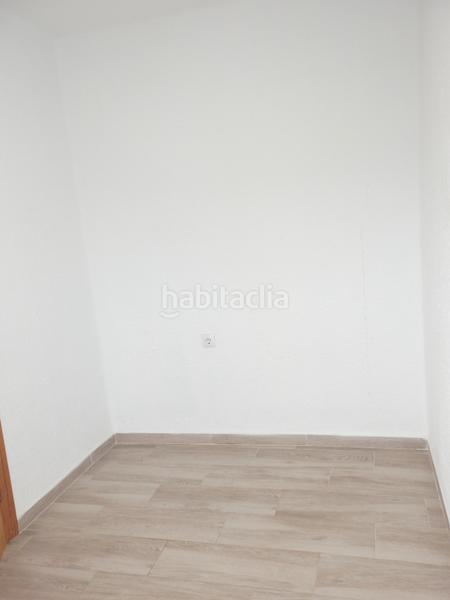 Foto a4ce8660-c6fb-41a0-a7ae-c24844314fff. Appartamento in Avenida de la Paz Xirivella