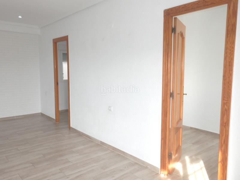 Foto b6f681c9-71c0-43d2-b97c-6cdc4985fa25. Appartamento in Avenida de la Paz Xirivella